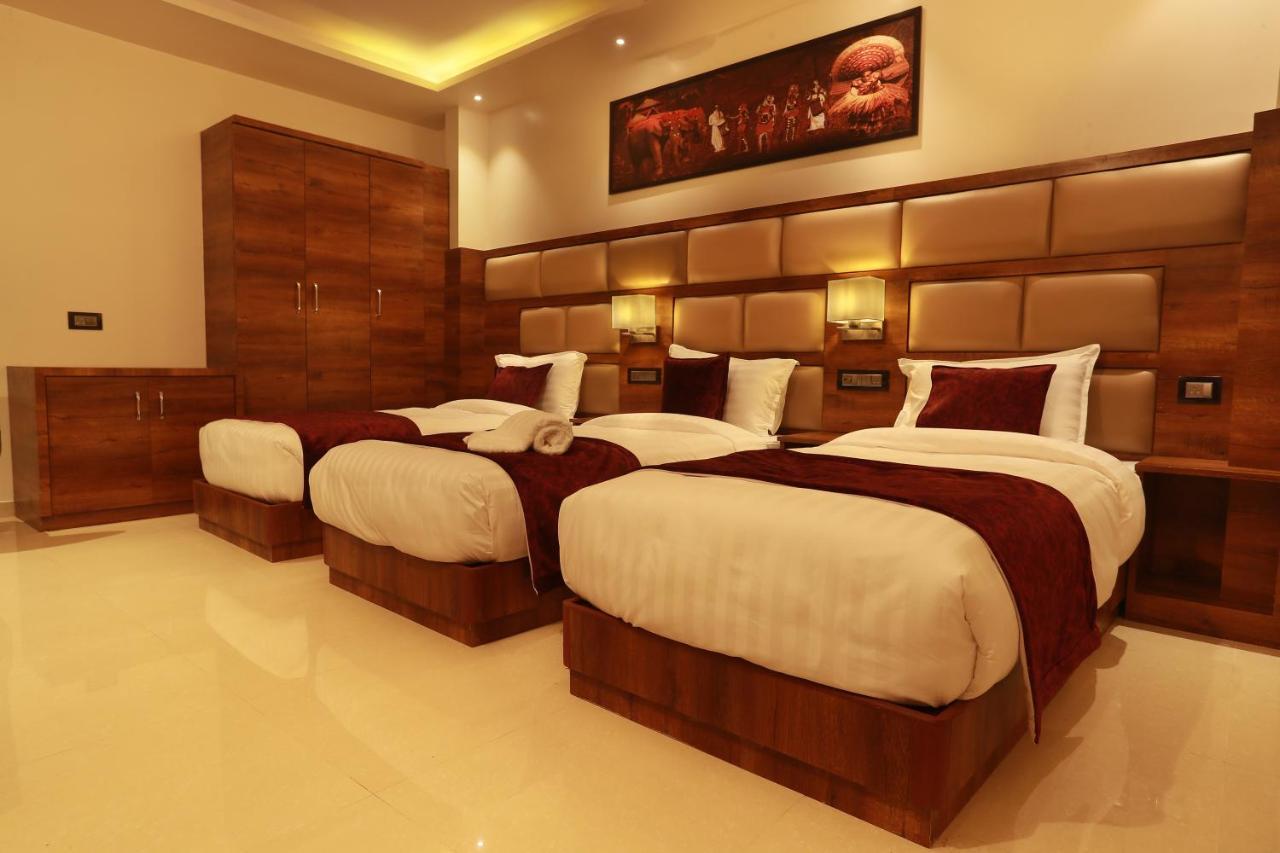 Aura One Hotel Kochi Εξωτερικό φωτογραφία