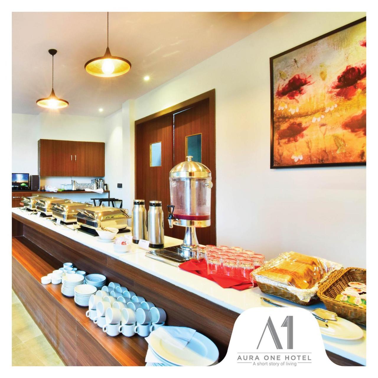 Aura One Hotel Kochi Εξωτερικό φωτογραφία