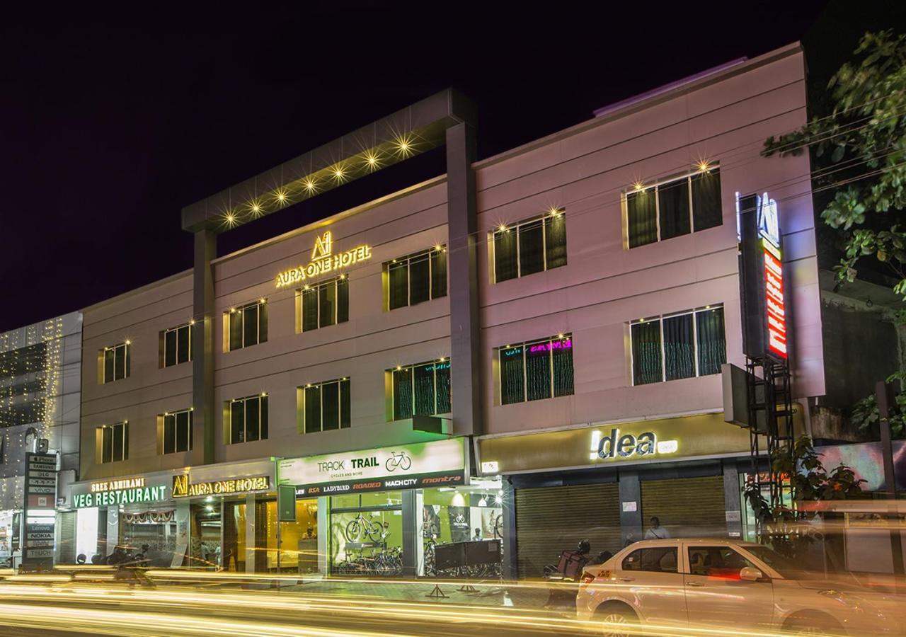 Aura One Hotel Kochi Εξωτερικό φωτογραφία